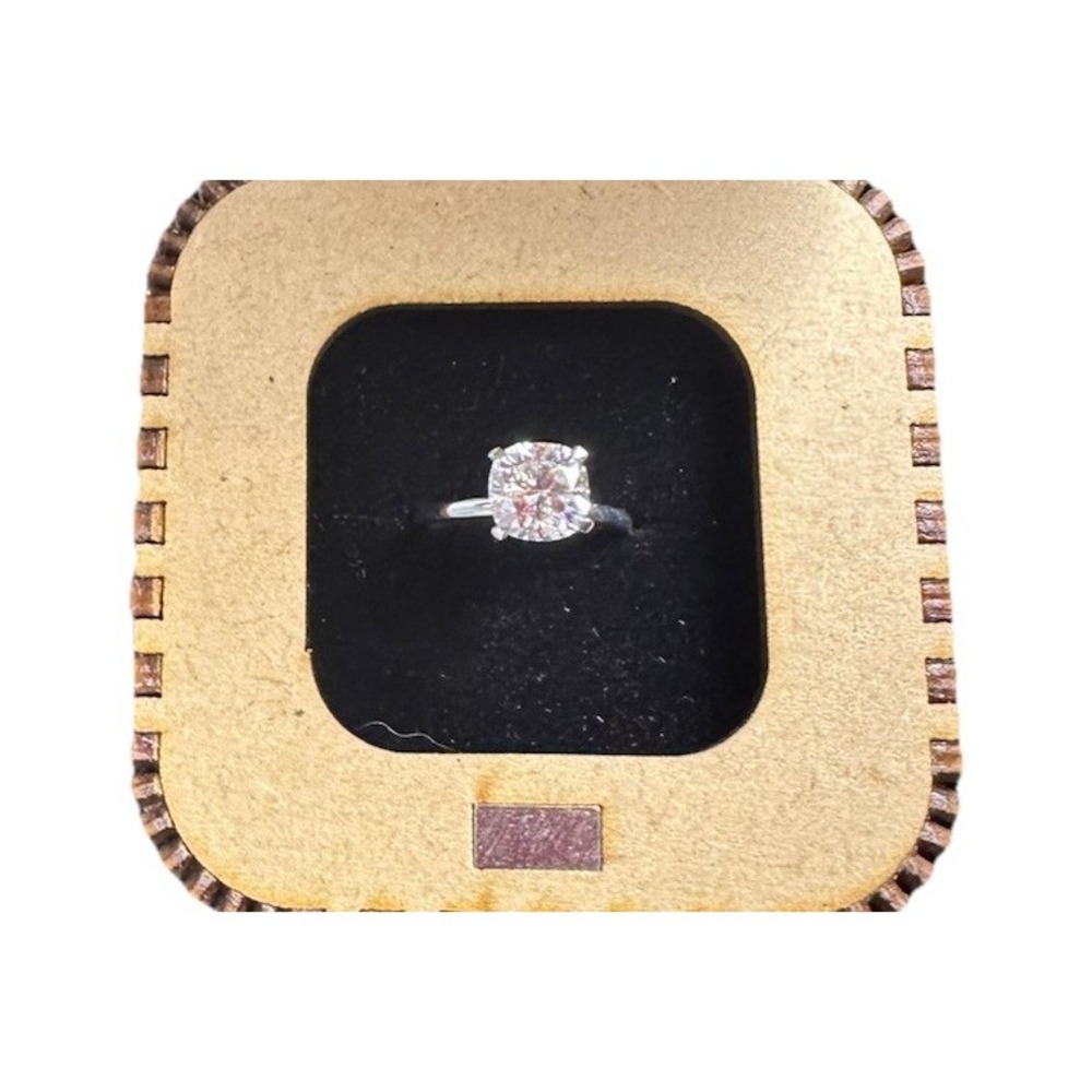 2CT Cushion-Cut Moissanite Solitaire ring Silver Size 6 Engagement‎ new